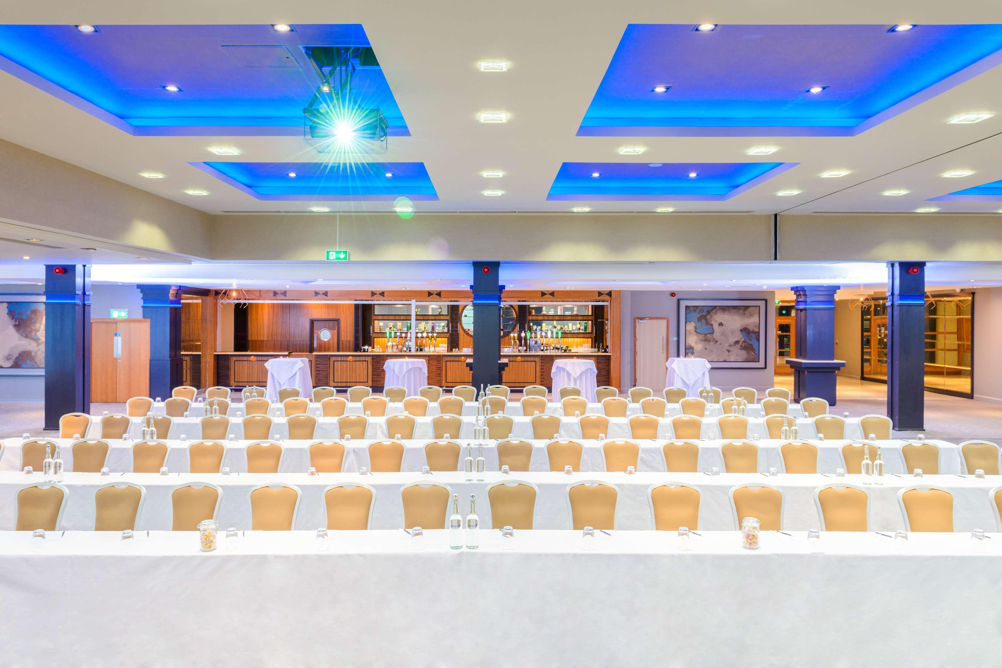 Radisson Blu Hotel, Athlone Exterior photo