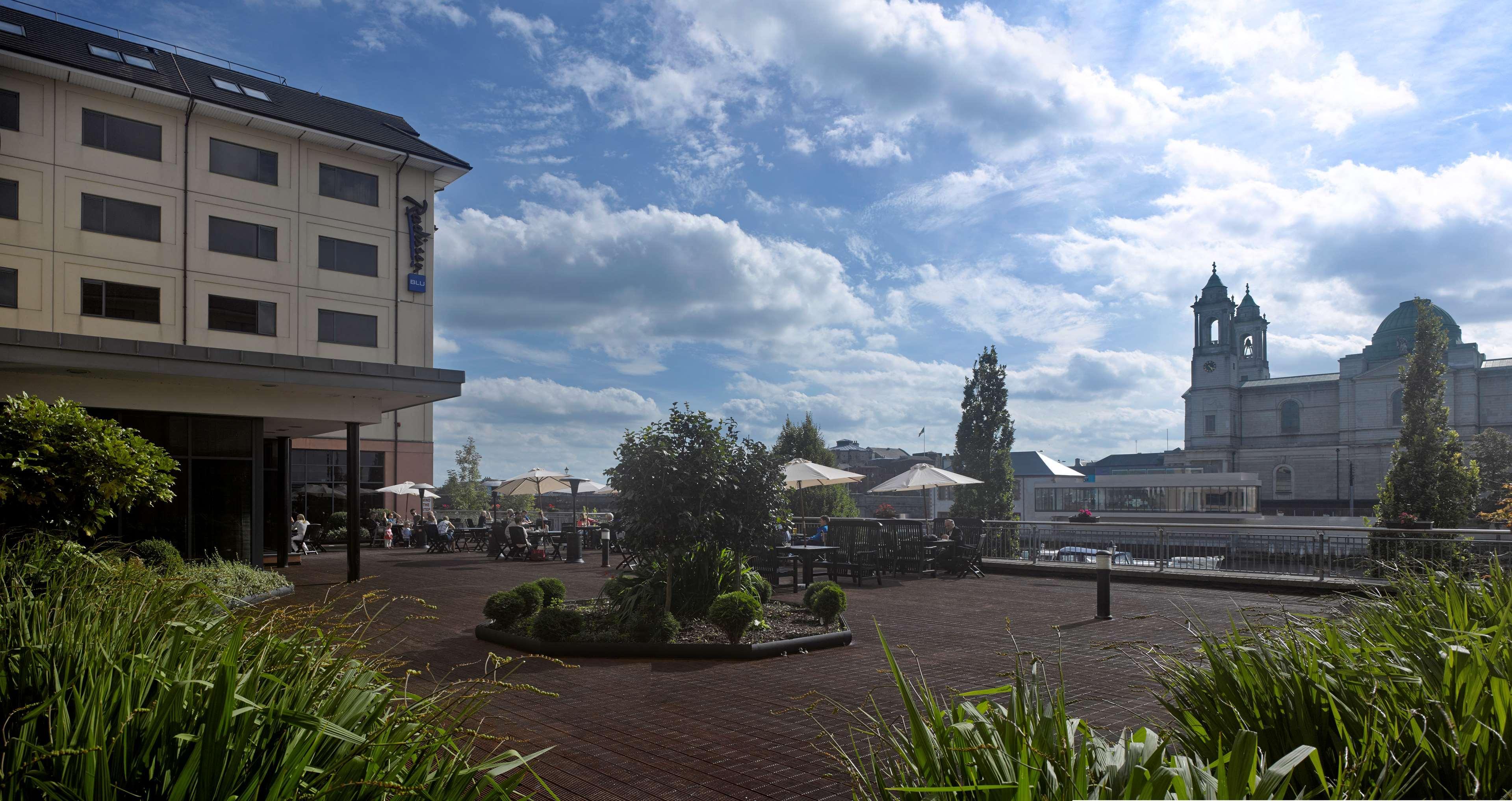 Radisson Blu Hotel, Athlone Exterior photo